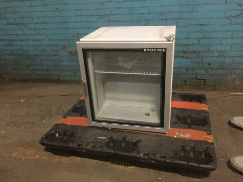 Maxx Cold MXM1-3.5F Reach in Freezer Countertop Glass Door Merchandiser. Works. Hinge is Broken - Lot 68