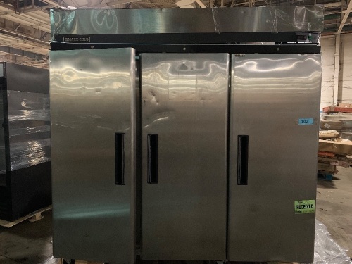 Maxx Cold MXCF-72FD X-Series Triple Door Upright Reach in Freezer. Untested, Used - Lot 102