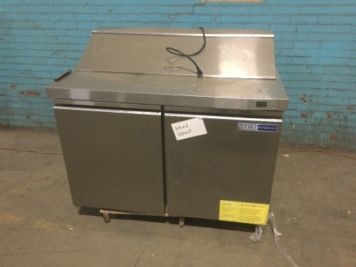 Kratos Refrigeration 69K-770 48"W Sandwich Prep Table, 2 Doors, 12 Sixth-Size Pan Capacity for Repair or Parts. Does not get cool - Lot 270