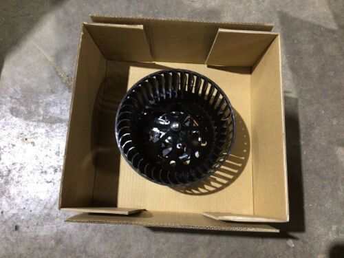 Lot of (8) BOXI Blower Motor Fan Assembly with regulater for BMW E90 F25 E89 1 3 Series - Lot 419