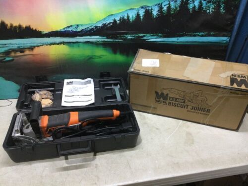 WEN JN8504 8.5 Amp Plate and Biscuit Joiner with Case and Biscuits - Lot 865
