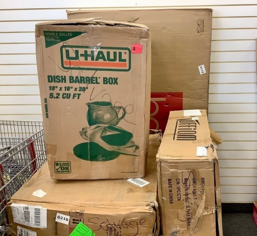 Pallet of Salvage, Presorted Items May Be Broken, Damaged or Have Missing Pieces - Lot 4
