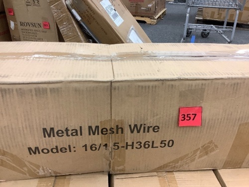 Metal Wire Mesh - 1.5", 16 Gauge, 36"x50" - Lot 357