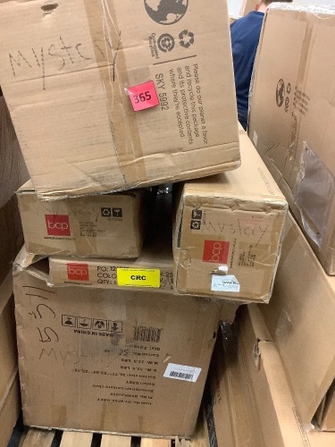 Lot of (4) Mystery Bundle - Lot 365