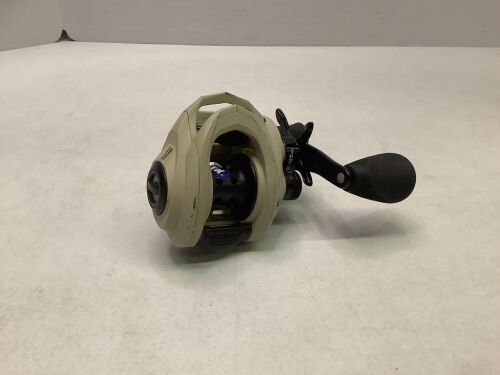 Abu Garcia Roxani 29" Reel, Ecommerce Return - Lot 25