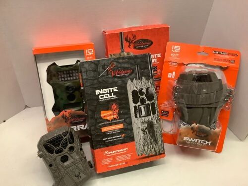 Lot of (5) Wildgame Trail Cam, Powers On, Ecommerce Return - Lot 198