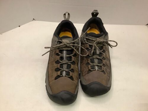 Keen Men's Hiking Boots, 11, Ecommerce Return - Lot 201