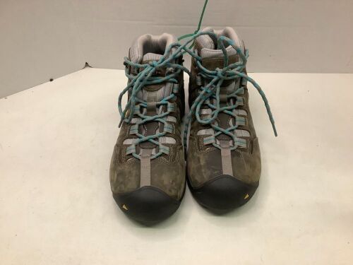Keen Women's Hiking Boots, 7.5, Appears New - Lot 208