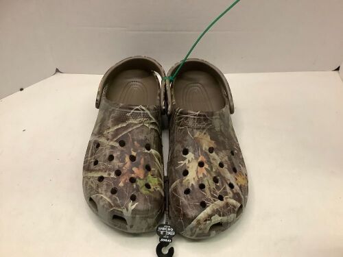 Crocs, Men's 10, Appears New - Lot 233