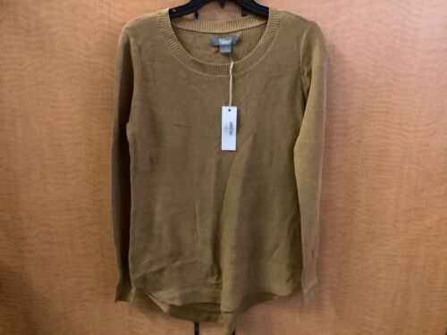 Natural Reflections Women's Sweater, Medium, Appears New - Lot 301