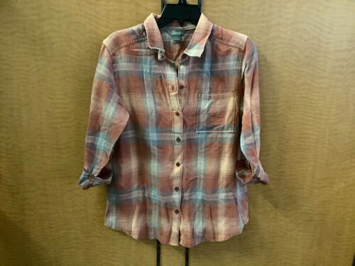 Natural Reflections Women's Plaid Shirt, Medium, Appears New - Lot 305