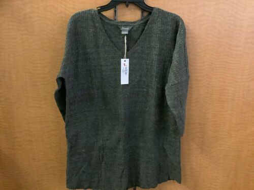 Natural Reflections Women's Knit Sweater, Large, Appears New - Lot 311