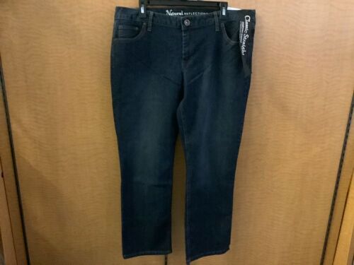 Natural Reflections Women's Jeans 18 Petite, Appears New - Lot 324