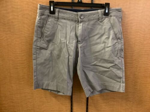Natural Reflections Women's Shorts, 8, Appears New - Lot 353