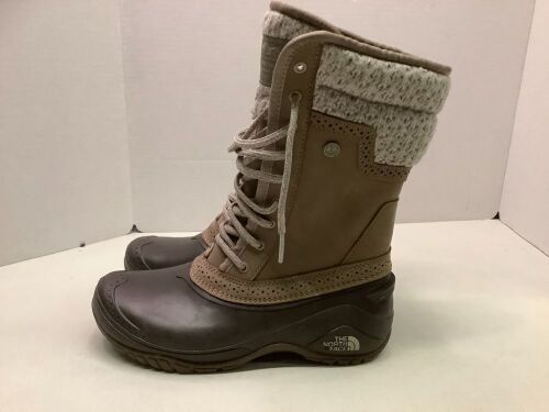 The North Face Women's Boots, 7, Appears New - Lot 424
