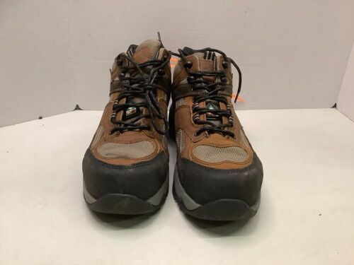 Men's Hiking Boots, 10, Dirty, Ecommerce Return - Lot 427