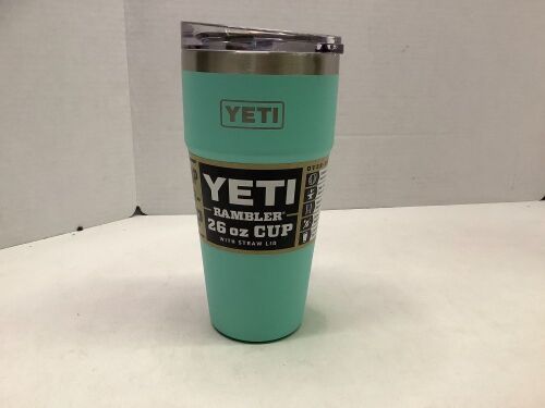 Yeti Rambler 26oz Cup, Wrong Lid, Appears New - Lot 428