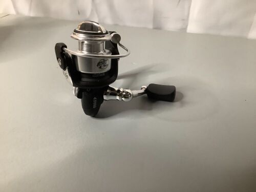 Crappie Maxx Spinning Reel, Ecommerce Return - Lot 469