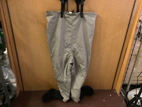 Premium Breathable Stocking Foot Waders, Medium, Untested, Appears New - Lot 529