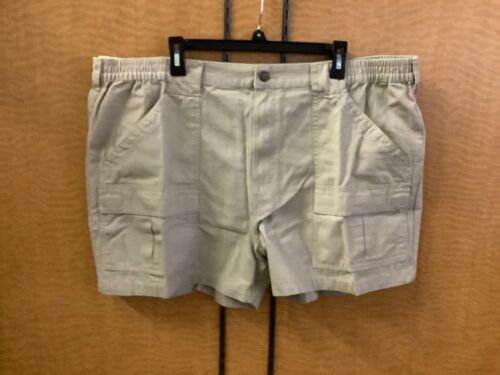 Red Head Men's Shorts, 46, Appears New - Lot 600