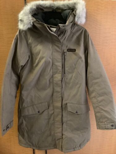 Columbia Women's Medium Suttle Truffle Coat, Appears New - Lot 603