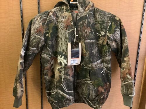 Red Head Insulated Silent Hide Youth Jacket, Large, Appears New - Lot 618