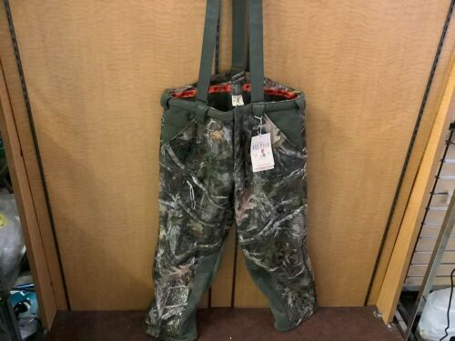 Red Head Tundra Suede Pant, Large, Appears New - Lot 633