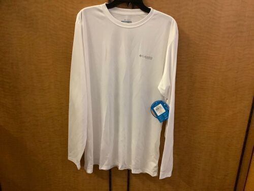 Columbia Terminal Tackle PFG Americana, Long Sleeve Men's Large, Appears New - Lot 636