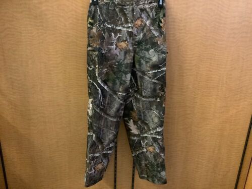 Red Head Squaltex Youth Pant, Large, Appears New - Lot 664