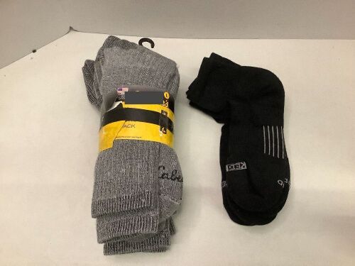 Lot of (2) Packs of Socks, Appears New - Lot 731