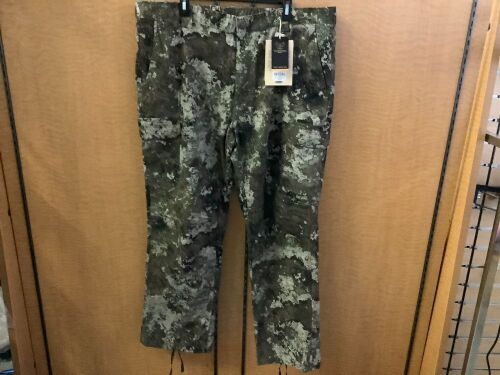 Red Head Silent Hide Pant, 2XL, Appears New - Lot 736