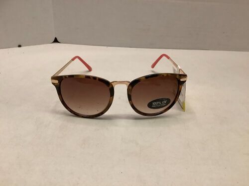 Liz Claiborne Ladies Sunglasses, Appears New - Lot 743