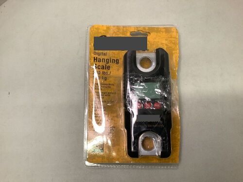 Digital Hanging Scale, Ecommerce Return, Powers Up - Lot 838
