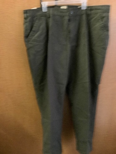 Red Head Men's Pants, 48x30, Appears New - Lot 911