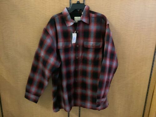 Red Head Men's Flannel, Large, Appears New - Lot 927