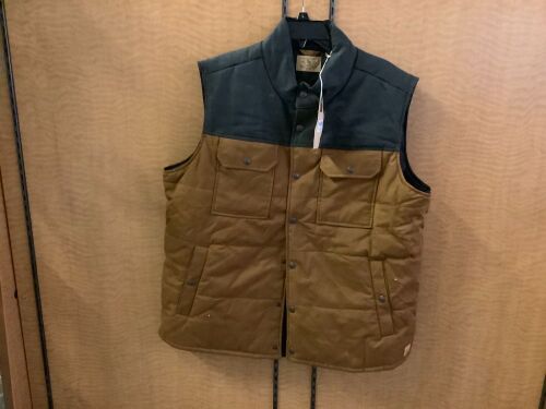 Red Head Ranch Men's Vest, XL, Appears New - Lot 974