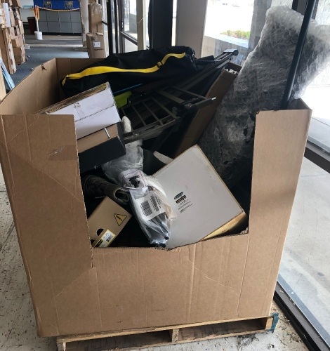 Salvage Pallet, Presorted Items Will Be Broken, Damaged or Have Missing Items, E-Commerce Return, SOLD AS IS - Lot 7A