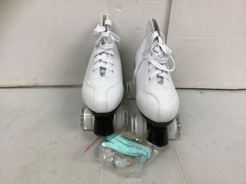Womens Roller Skates, 7.5, Appears New - Lot 160
