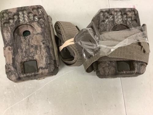 Lot of (2) Trail Cameras, Untested, E-Commerce Return - Lot 182