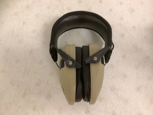 Walker's Razor Earmuffs, E-Commerce Return - Lot 337