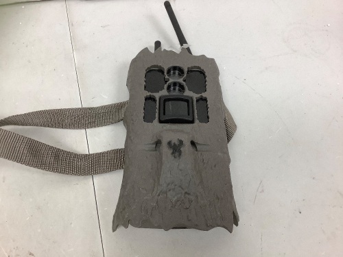 Lot of (4) Trail Cameras, Untested, E-Commerce Return - Lot 653