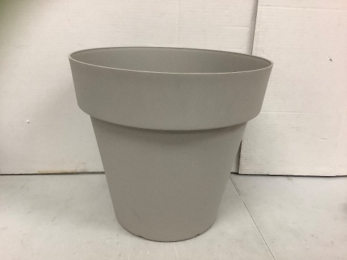 13" Flower Pot, Appears new - Lot 777