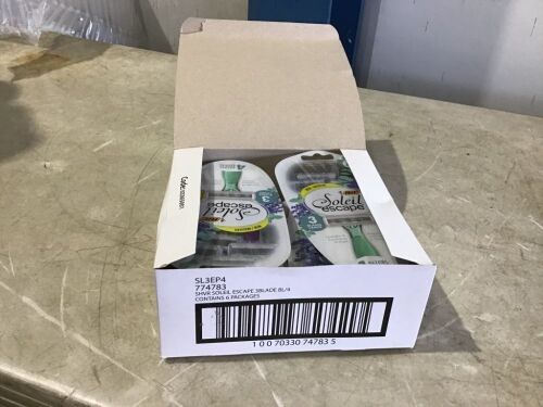 Case of (6) BiC Soleil Escape Women's 3-Blade Disposable Razors, 4ct - Lot 124
