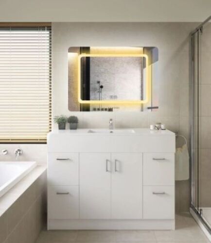Anti-Fog Illuminated Bathroom Mirror  - Lot 278