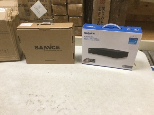 SANNCE 4-Camera Security System with DVR. NEW - Lot 253