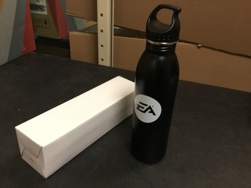 Lot of (2) H2go Solus 24oz Matte Black EA Games Water Bottles - Appear New - Lot 513