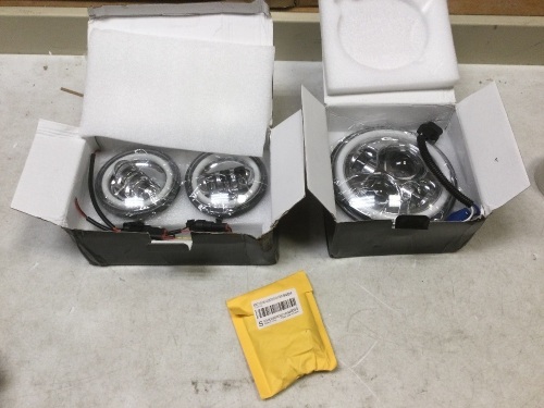 LED Motorcycle Lights. Appear New - Lot 694