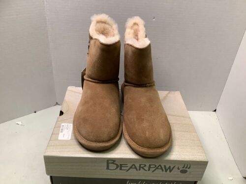 Bearpw Rosie Women's Boots, 7, Appears New - Lot 129
