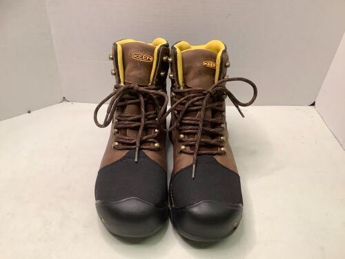 Keen Men's Utility Boots, Men's 8, Ecommerce Return  - Lot 148