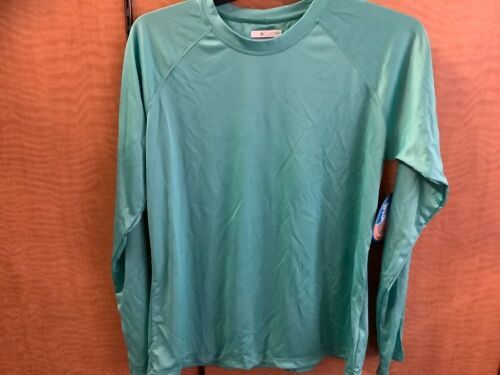 Columbia Tital Tee II Long Sleeve, Women's Large, Appears New - Lot 151